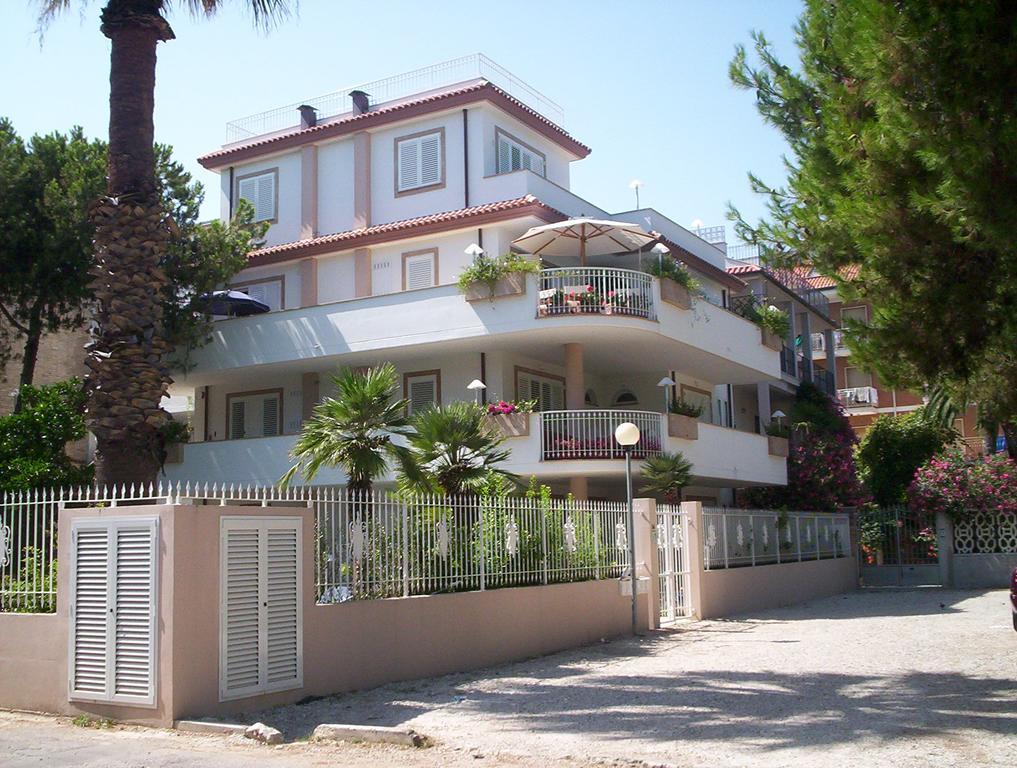 Sea House San Benedetto del Tronto Exterior foto